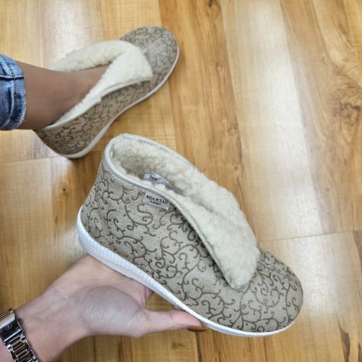 Mjartan szőrme galléros arany mintás világosbarna gyapjú melegmamusz 