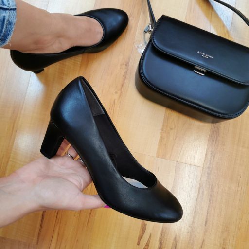 TAMARIS kis sarkas fekete pumps