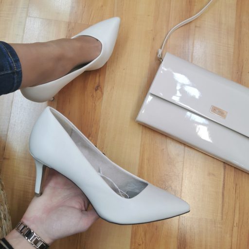 TAMARIS bézs pumps