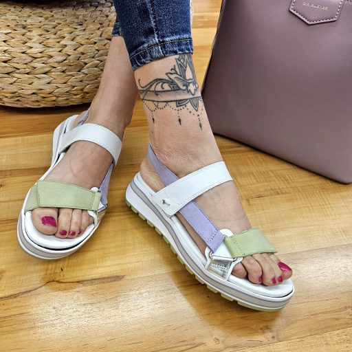 TAMARIS emelt talpú multicolor pántos kényelmi szandál