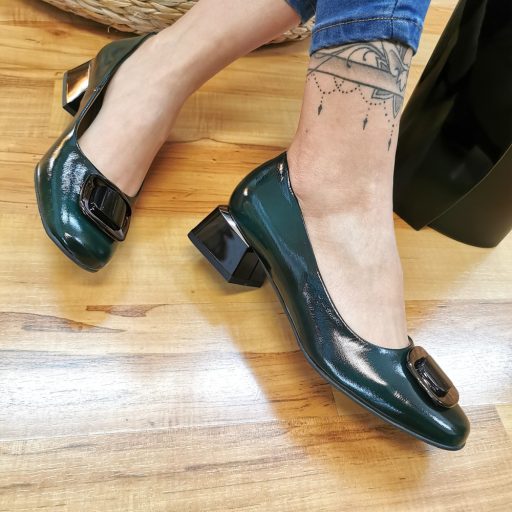 ESKA különleges sarkú smaragdzöld lakk pumps