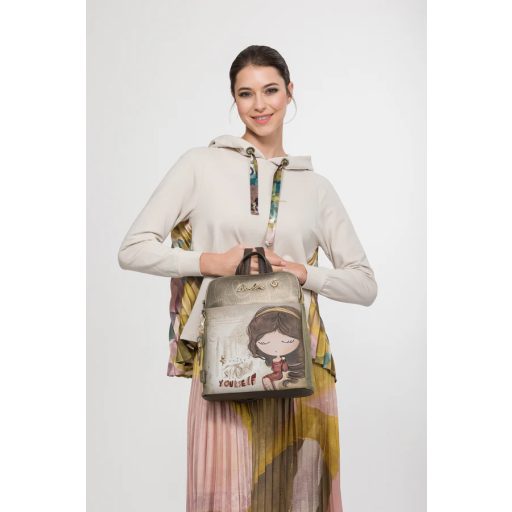 Anekke Muse négyzet alakú hátizsák