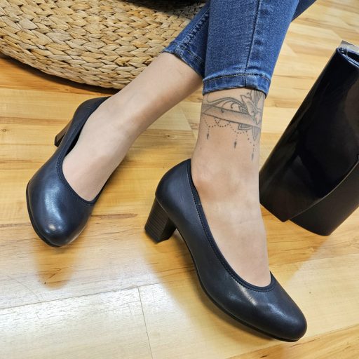 JANA kis sarkas sötétkék pumps 