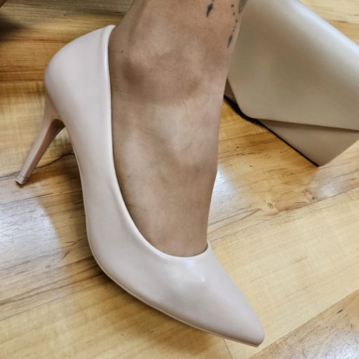 Co csini bézs pumps
