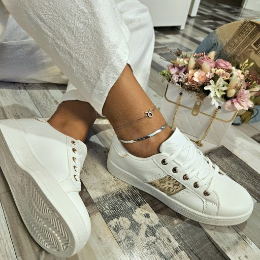 Co lapos talpú oldalán arany mintás fehér sneaker 
