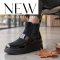 TUTTO BENE SCARPE  emelt talpú magasfényű betétes velúrbőr fekete bokacsizma 