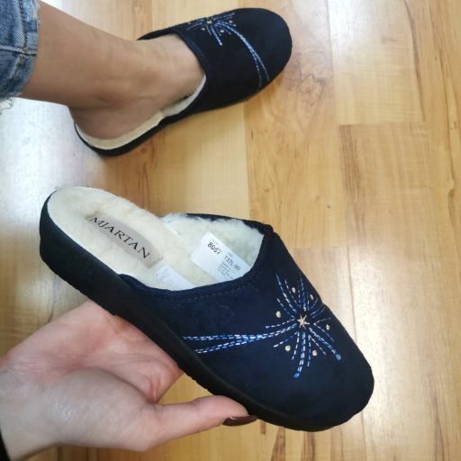 Mjartan mintás kék gyapjú melegpapucs 